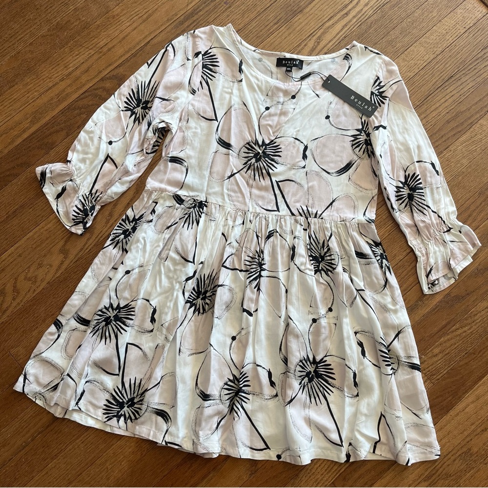 Beulah Style Tunic Top 3/4 Sleeve Size M/L